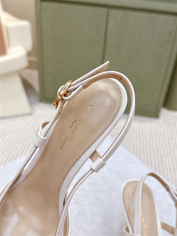 2025112810123614 300